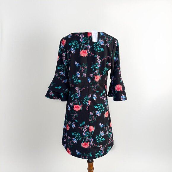 The Vanity Room Women’s Black Floral V-Neck Ruffle Sleeve Dress Size L NWOT - Picture 12 of 13